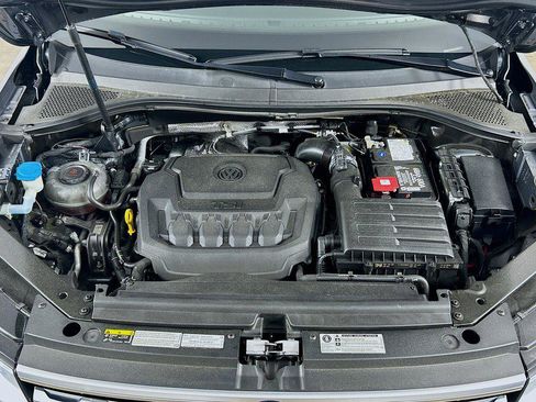Used 2019 Volkswagen Tiguan SEL AWD/4WD image 30