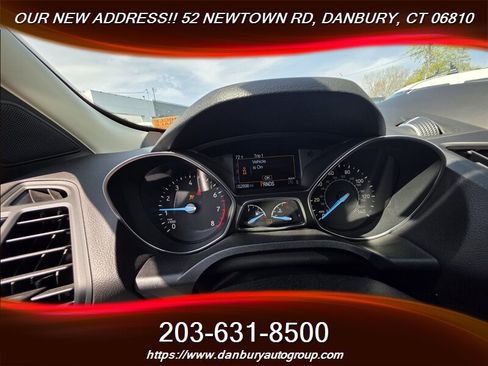 Used 2019 Ford Escape SEL image 11