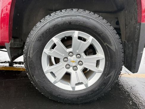Used 2019 Chevrolet Colorado LT w/ LT Convenience Package AWD/4WD image 23