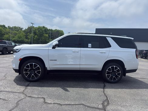 Certified 2024 Chevrolet Tahoe RST w/ Luxury Package AWD/4WD image 6