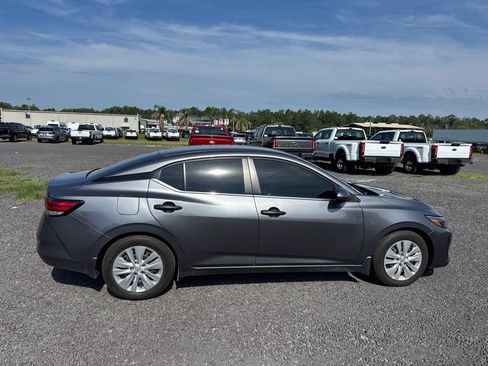 Used 2025 Nissan Sentra S FWD image 6