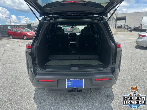 Used 2024 Nissan Pathfinder Rock Creek AWD/4WD image 18