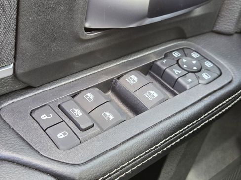 New 2026 RAM 3500 Big Horn AWD/4WD image 25