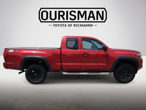Certified 2020 Toyota Tacoma SR w/ SX Package AWD/4WD image 8
