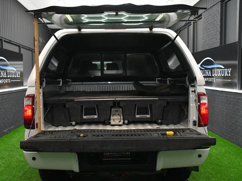 Used 2016 Ford F250 Platinum w/ FX4 Off-Road Package image 42