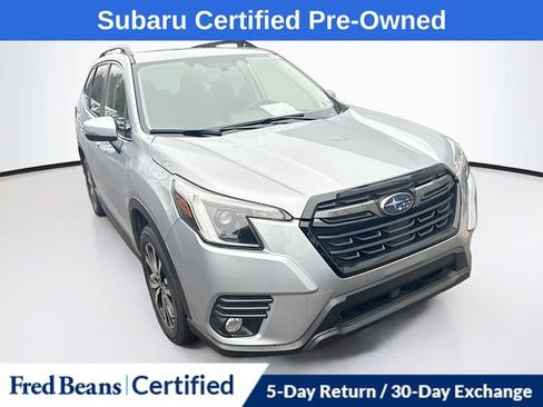 Used 2023 Subaru Forester Limited image 1