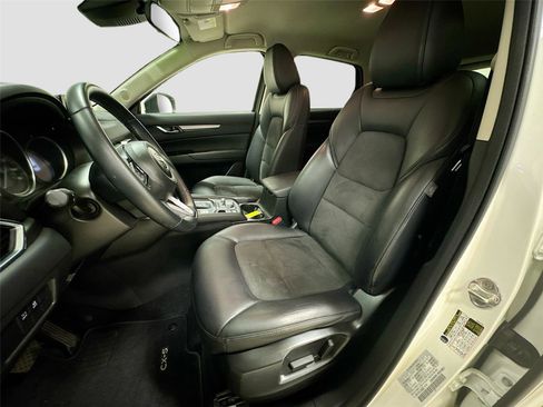 Used 2020 MAZDA CX-5 Touring image 19