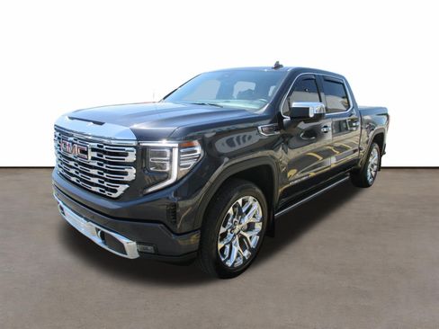 Used 2023 GMC Sierra 1500 Denali w/ Denali Reserve Package AWD/4WD image 7