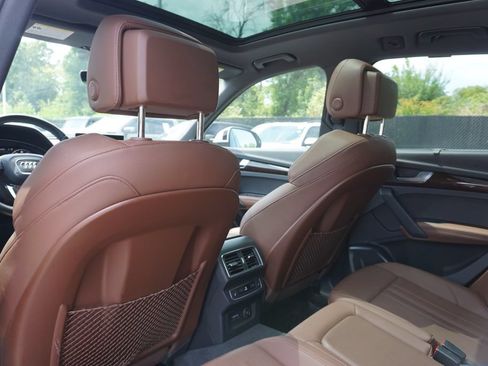 Used 2019 Audi Q5 2.0T Premium Plus AWD/4WD image 23