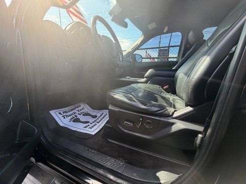 Used 2018 Ford Expedition Max Limited RWD image 9