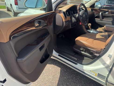 Used 2013 Buick Enclave Leather AWD/4WD image 9