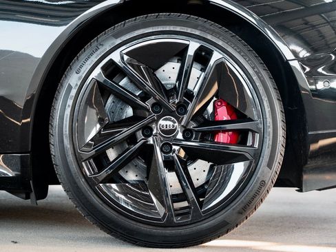 Used 2023 Audi RS e-tron GT AWD/4WD image 5