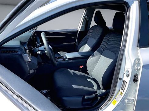 Used 2025 Toyota Camry LE FWD image 21