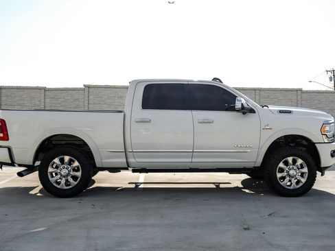 Used 2020 RAM 2500 Limited AWD/4WD image 9