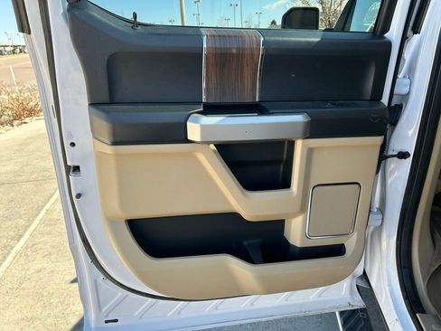 Used 2015 Ford F150 Lariat w/ Equipment Group 501A Mid image 26