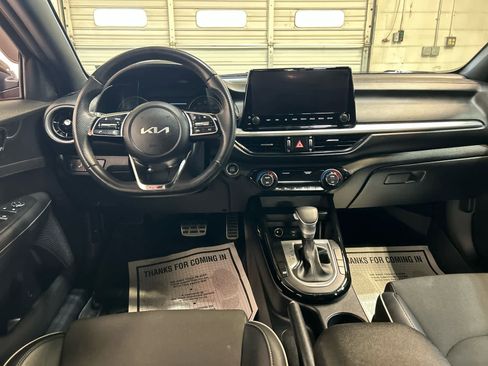 Used 2023 Kia Forte GT-Line FWD image 4