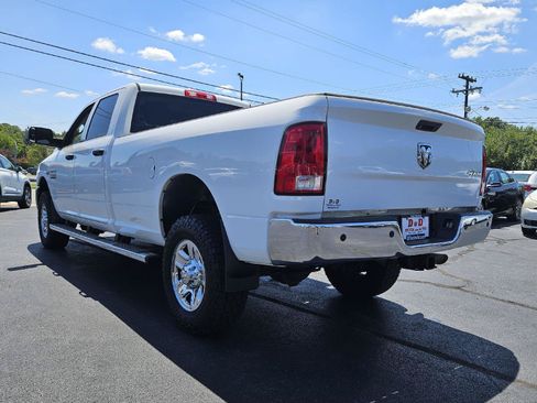 Used 2015 RAM 2500 Tradesman w/ Chrome Appearance Group AWD/4WD image 3