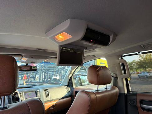 Used 2013 Toyota Sequoia Platinum AWD/4WD image 13