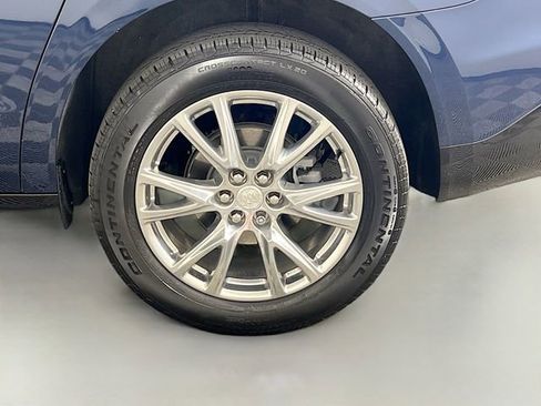Used 2022 Buick Enclave Premium w/ Experience Buick Package FWD image 39