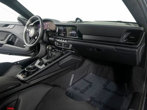 Certified 2026 Porsche 911 GT3 RWD image 36