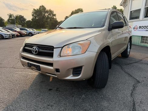 Used 2012 Toyota RAV4 4WD w/ Upgrade Value Pkg image 9