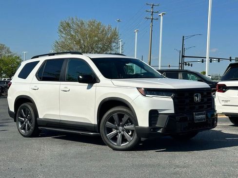 New 2026 Honda Pilot Sport image 2
