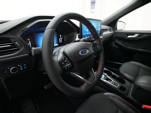 Used 2023 Ford Escape ST-Line w/ Tech Pack #1 AWD/4WD image 8