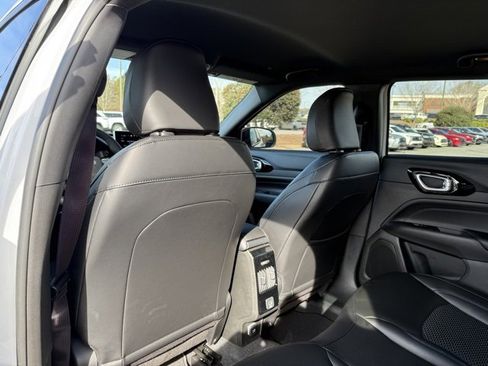 New 2026 Jeep Compass Latitude image 30