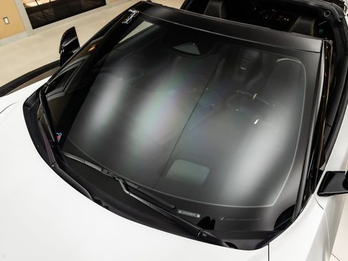 Used 2025 Chevrolet Corvette Z06 w/ Z07 Performance Package RWD image 11