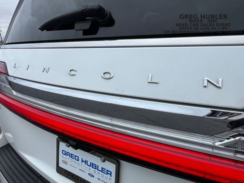 Used 2020 Lincoln Navigator L Reserve w/ Luxury Package image 16