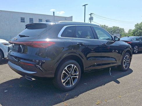 New 2025 Audi Q5 Premium image 12