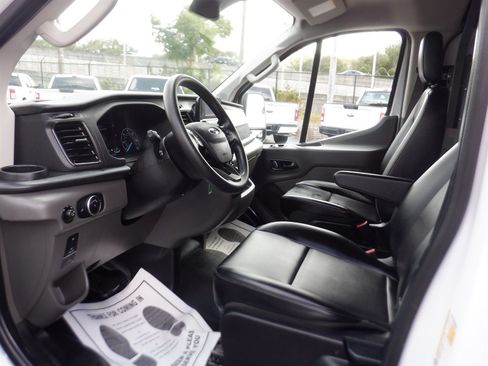 Used 2024 Ford Transit 150 Low Roof RWD image 11