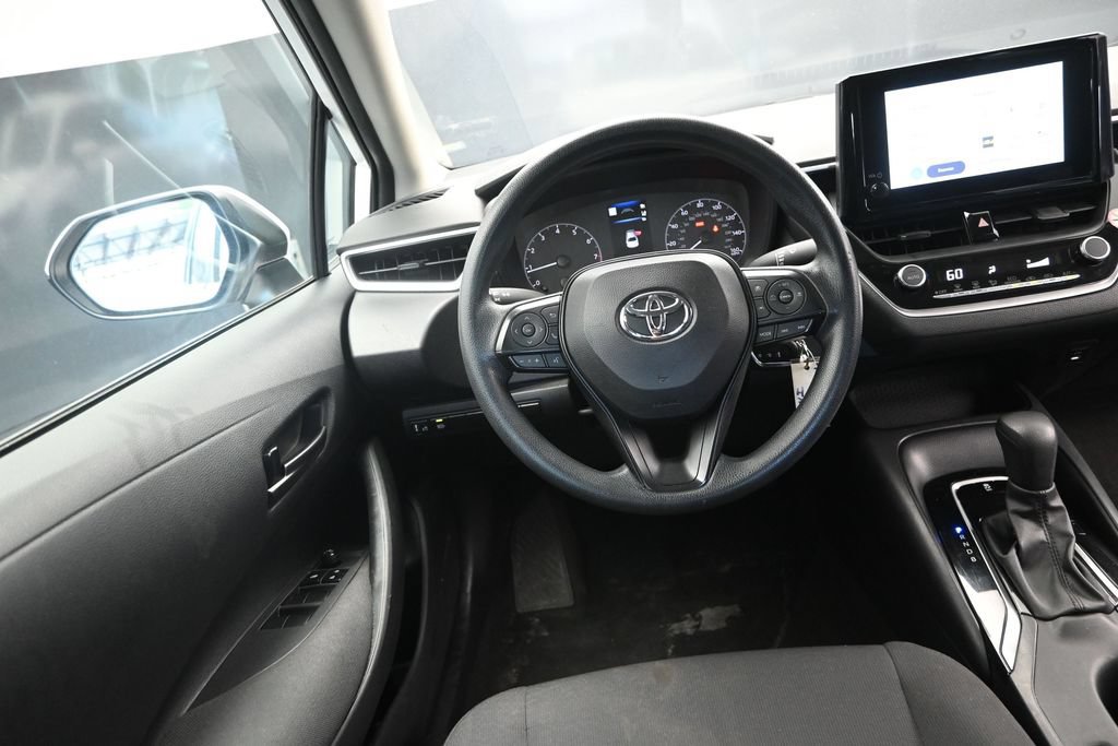 Used 2024 Toyota Corolla LE FWD image 29