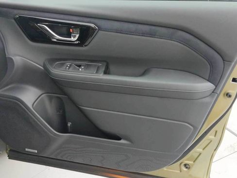 New 2026 Subaru Forester Limited AWD/4WD image 24
