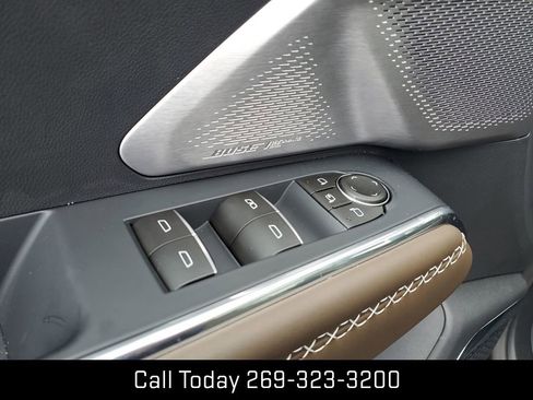 New 2026 GMC Acadia Denali Ultimate w/ LPO, Floor Liner Package image 25