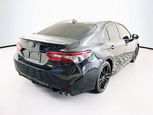 Used 2022 Toyota Camry XSE image 3