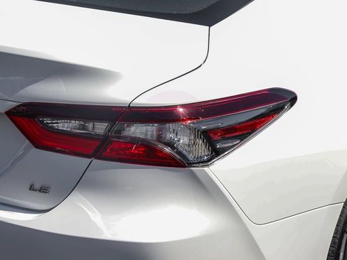 Used 2023 Toyota Camry LE FWD image 8