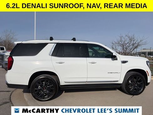 Used 2025 GMC Yukon Denali w/ Denali Reserve Package image 18