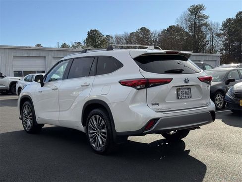 Used 2020 Toyota Highlander Limited Platinum image 24