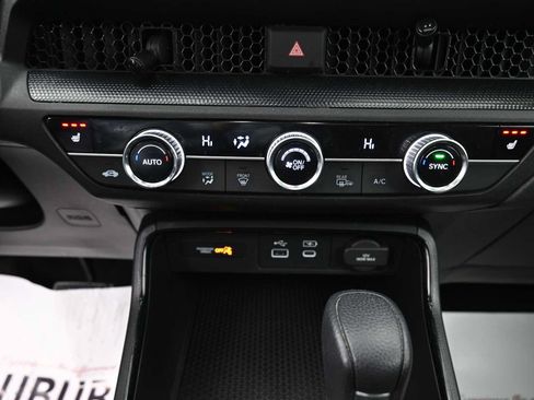 Used 2023 Honda CR-V EX image 9
