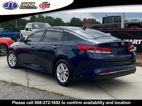 Used 2017 Kia Optima LX w/ Convenience Plus Package FWD image 5
