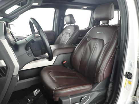 Used 2017 Ford F150 Platinum w/ Equipment Group 701A Luxury image 14