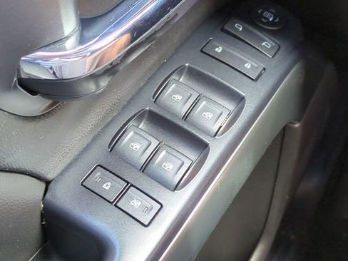 Used 2018 Chevrolet Silverado 1500 LT w/ All Star Edition RWD image 21