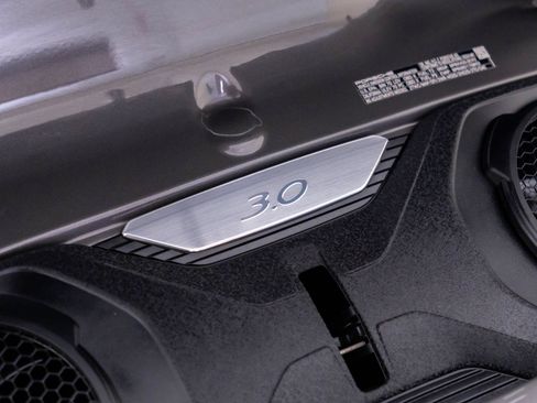 Certified 2024 Porsche 911 Carrera RWD image 29