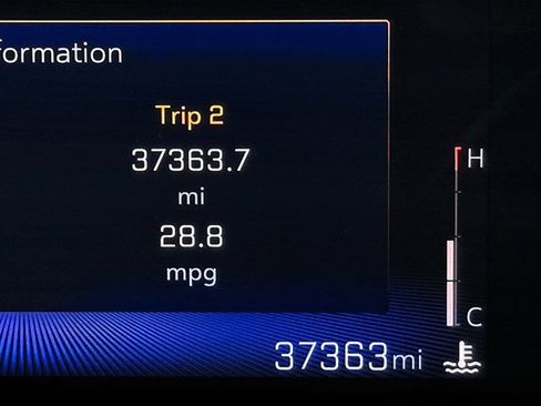 Used 2024 Chevrolet Trax LT w/ Driver Confidence Package image 9