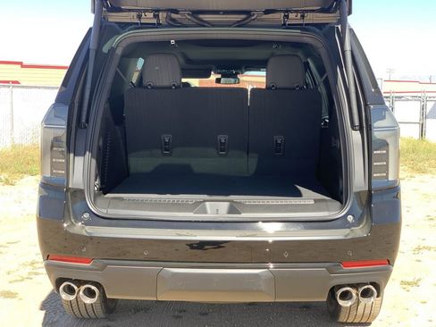 New 2026 Chevrolet Suburban RST w/ Comfort Package RWD image 24
