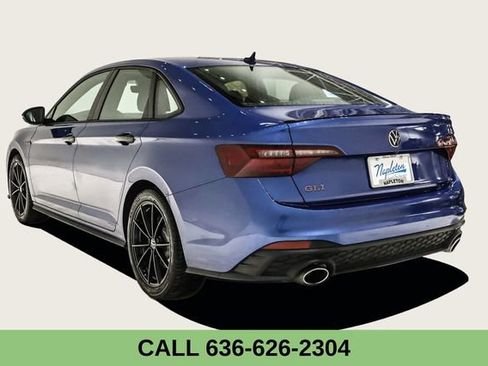 Used 2024 Volkswagen Jetta GLI 40th Anniversary Edition image 8