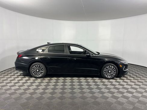 Used 2023 Hyundai Sonata Limited image 3