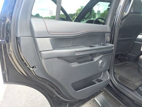 Used 2023 Ford Expedition Limited AWD/4WD image 26