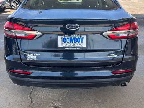 Used 2020 Ford Fusion SE FWD image 5